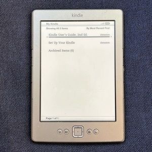 Amazon Kindle 4th GEN D01100 E-Reader Gray